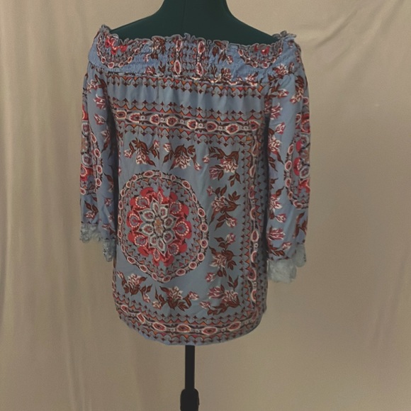 Entro Off Shoulder Lace Trim Sleeve Medium - Picture 2 of 7